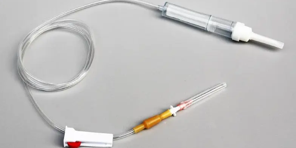 為什么輸血器每4小時(shí)更換一次？